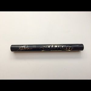Limited edition k von d basket case eyeliner